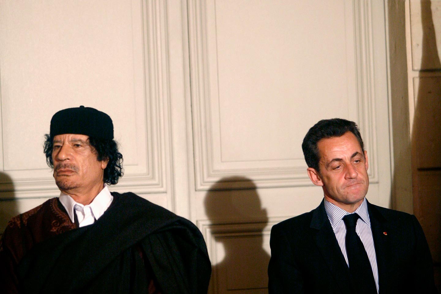 Mouammar Kadhafi et Nicolas Sarkozy