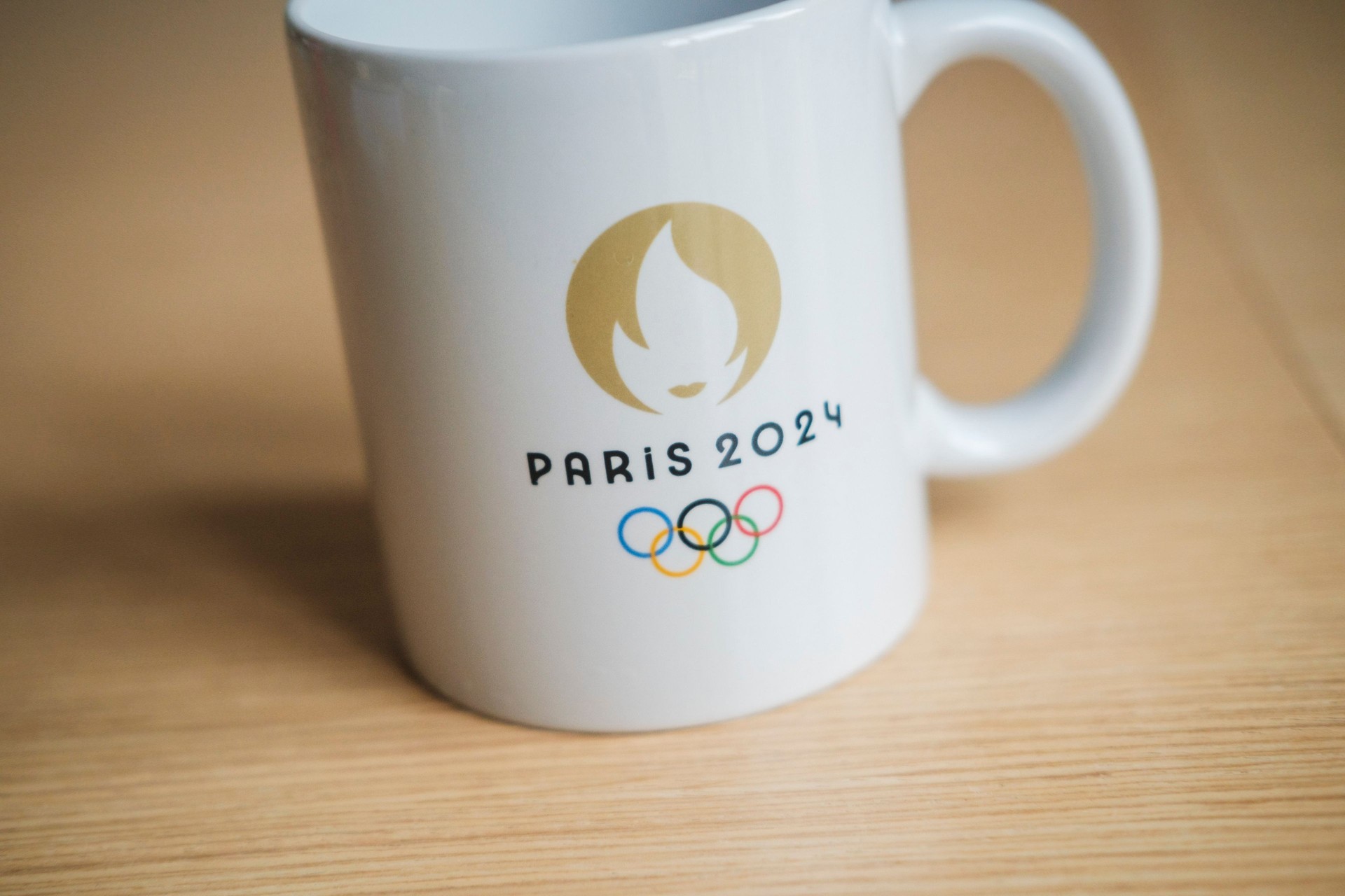 Paris 2024 : le logo échoue au saut en auteur