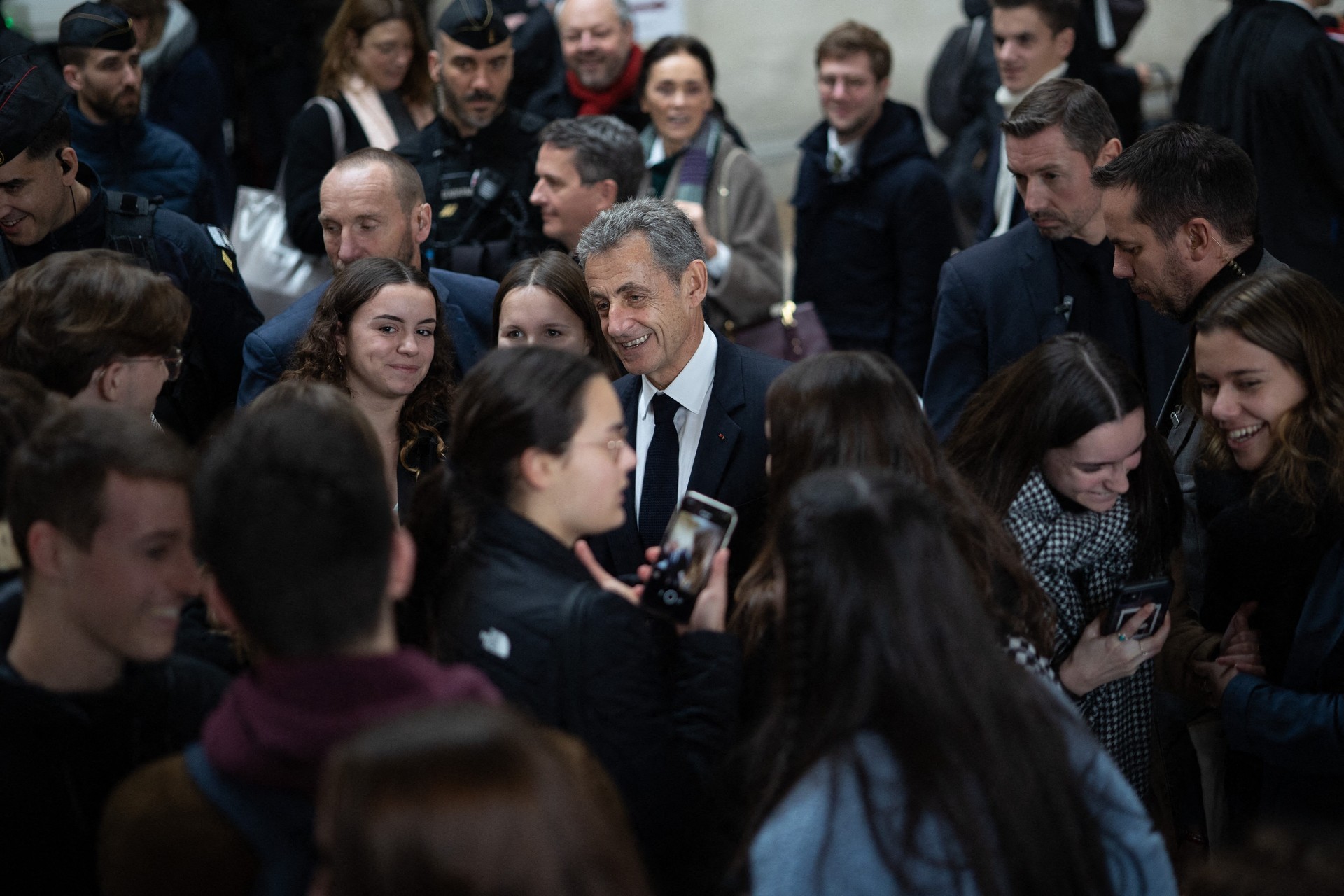 Sarkozy, moulinets de bras et mauvaise foi