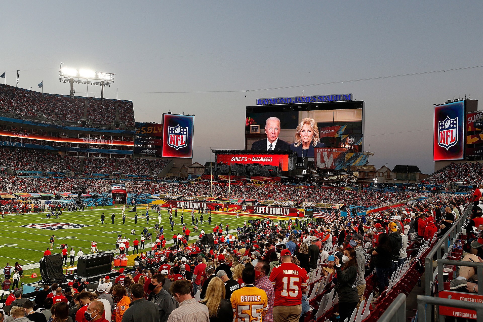 Super Bowl : la Maison-Blanche en terrain de foot conquis