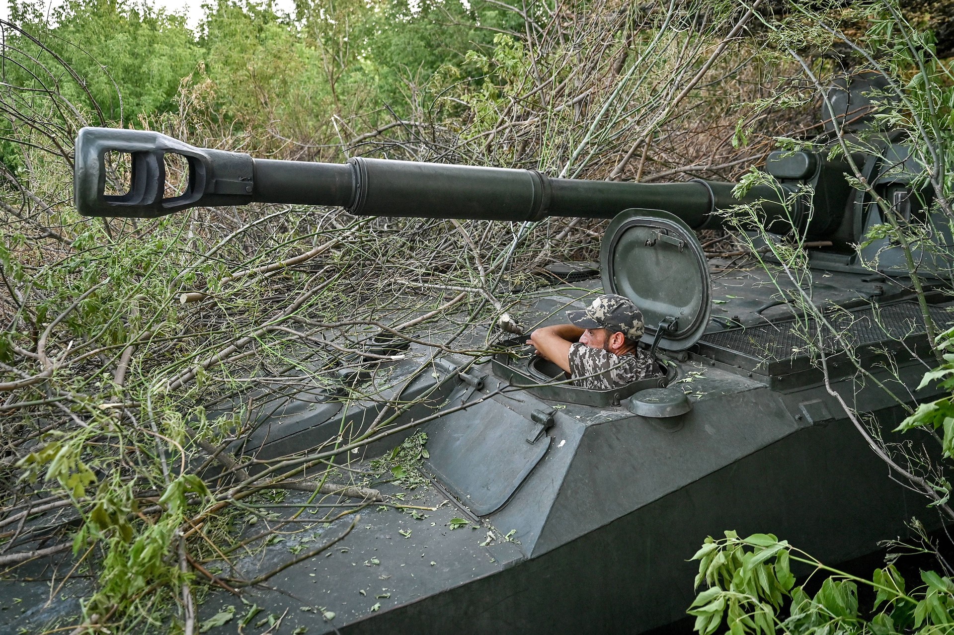 En Ukraine, l’été, les bombes planantes et l’épuisement