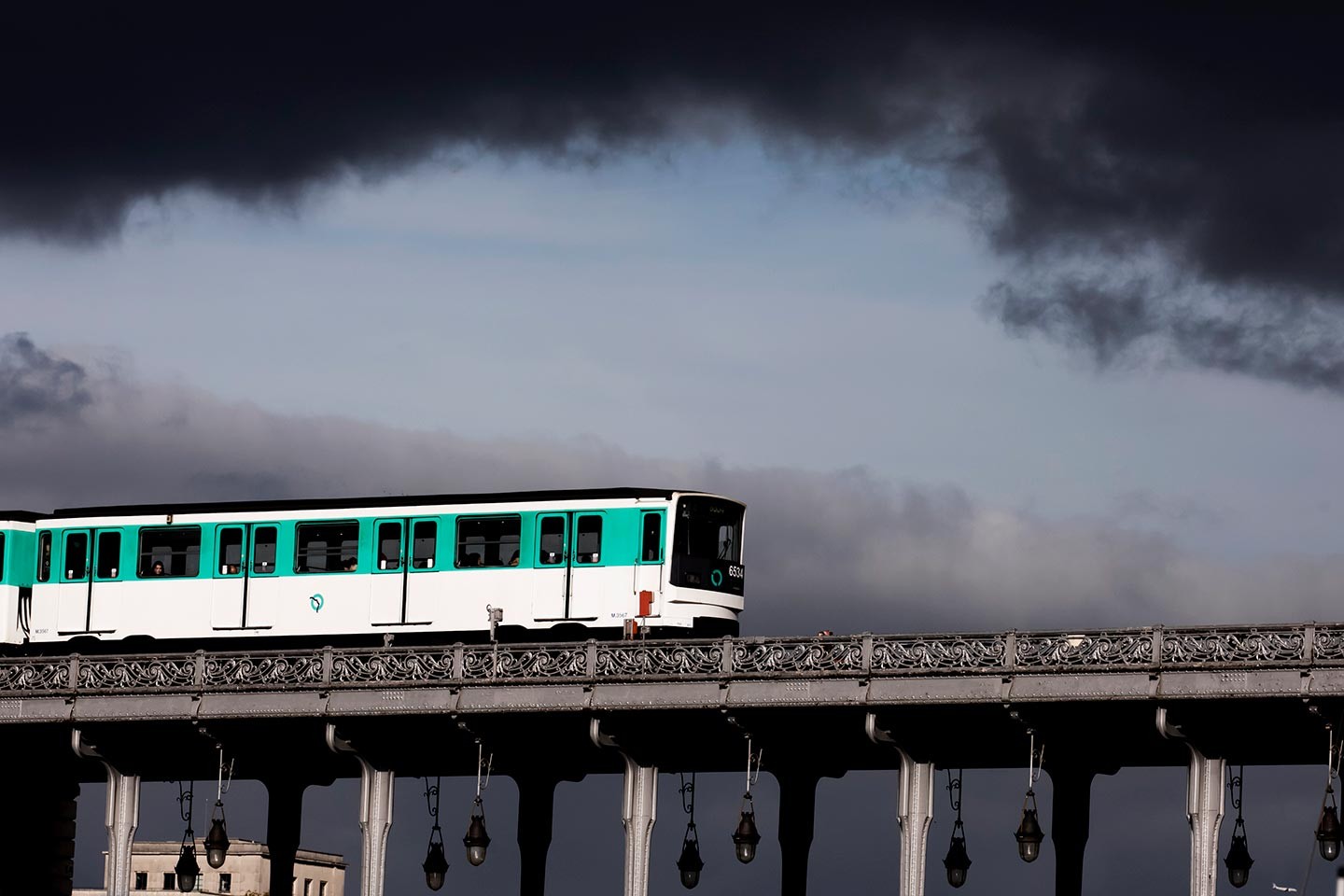 Violences sexuelles : la RATP laisse ses employées à quai