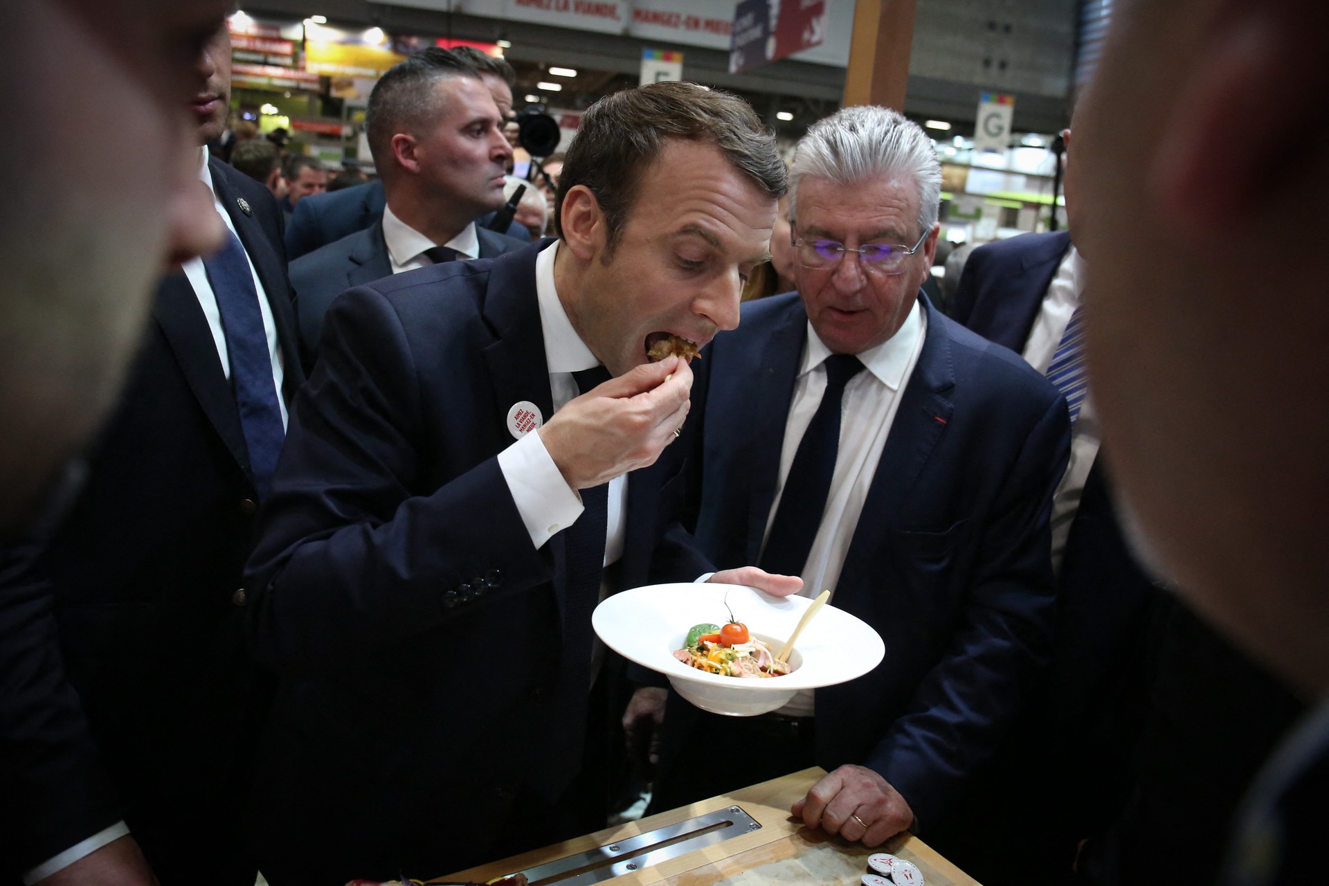Bon appétit Emmanuel Macron