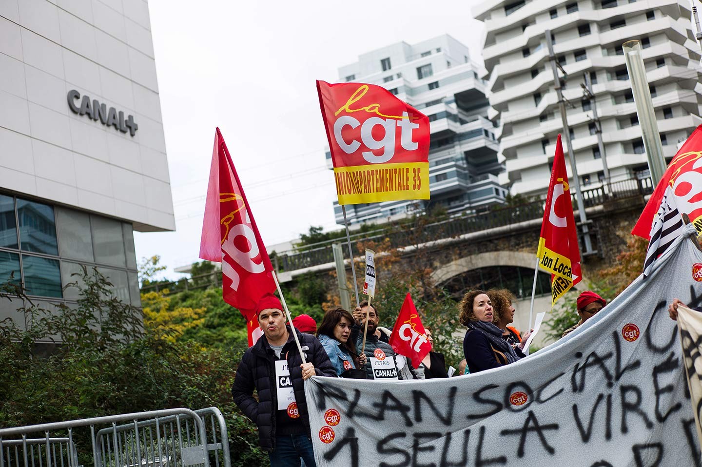 À Rennes, les salariés raccrochent au nez de Bolloré