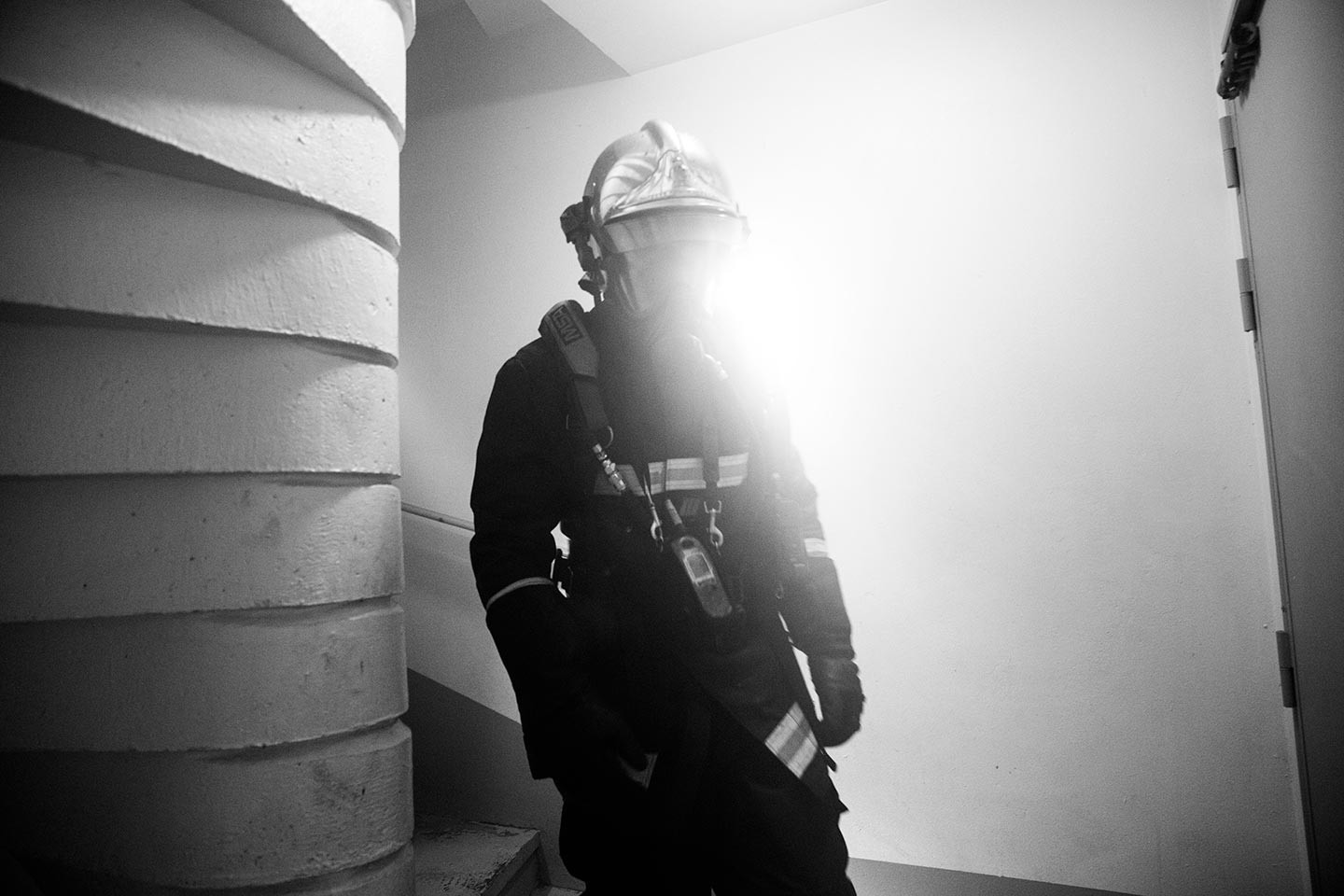 Les pompiers d’Aulnay, par Paolo Pellegrin